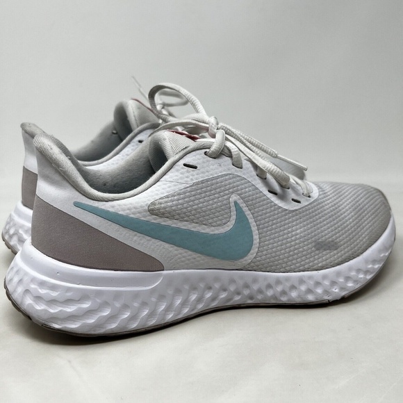 Nike Womens Revolution 5 BQ3207-107 White Running Shoes Sneakers Size 8 - Picture 4 of 12